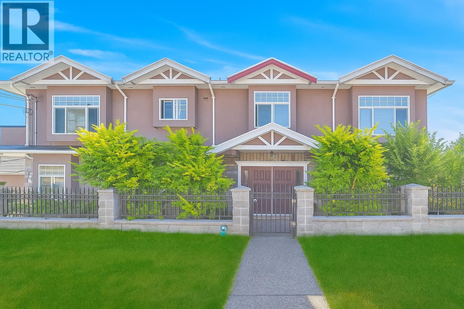 7722 12TH AVENUE, burnaby, British Columbia