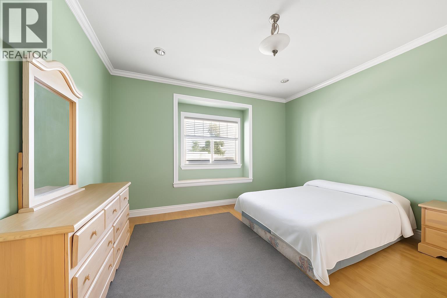 7722 12th Avenue, Burnaby, British Columbia  V3N 2K5 - Photo 6 - R3066680