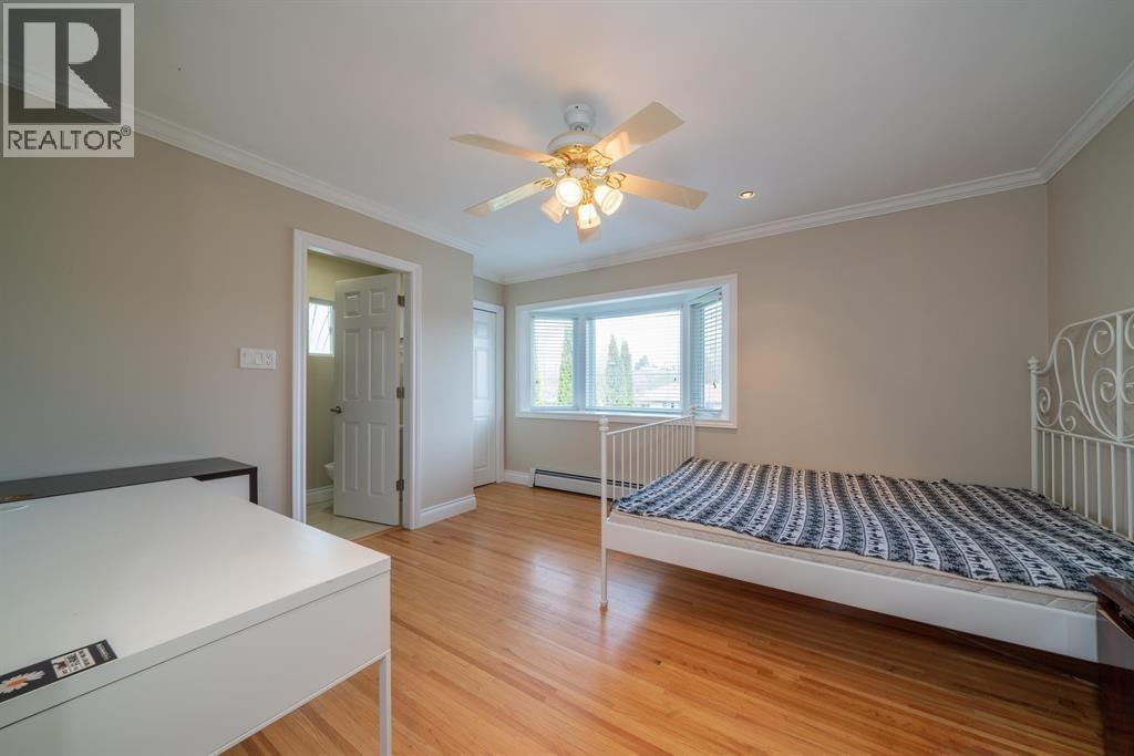 4824 Fairlawn Drive, Burnaby, British Columbia  V5C 3R8 - Photo 10 - R3066684