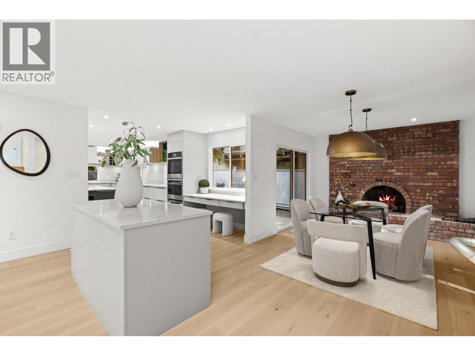 5540 Marine Drive, West Vancouver, British Columbia V7W 2R5 - Photo 11 - R3066698