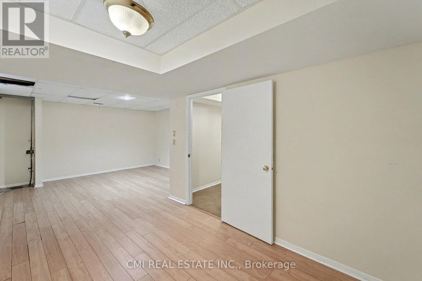 879 Beauclaire Drive, Ottawa, Ontario  K1C 2J5 - Photo 20 - X12537880