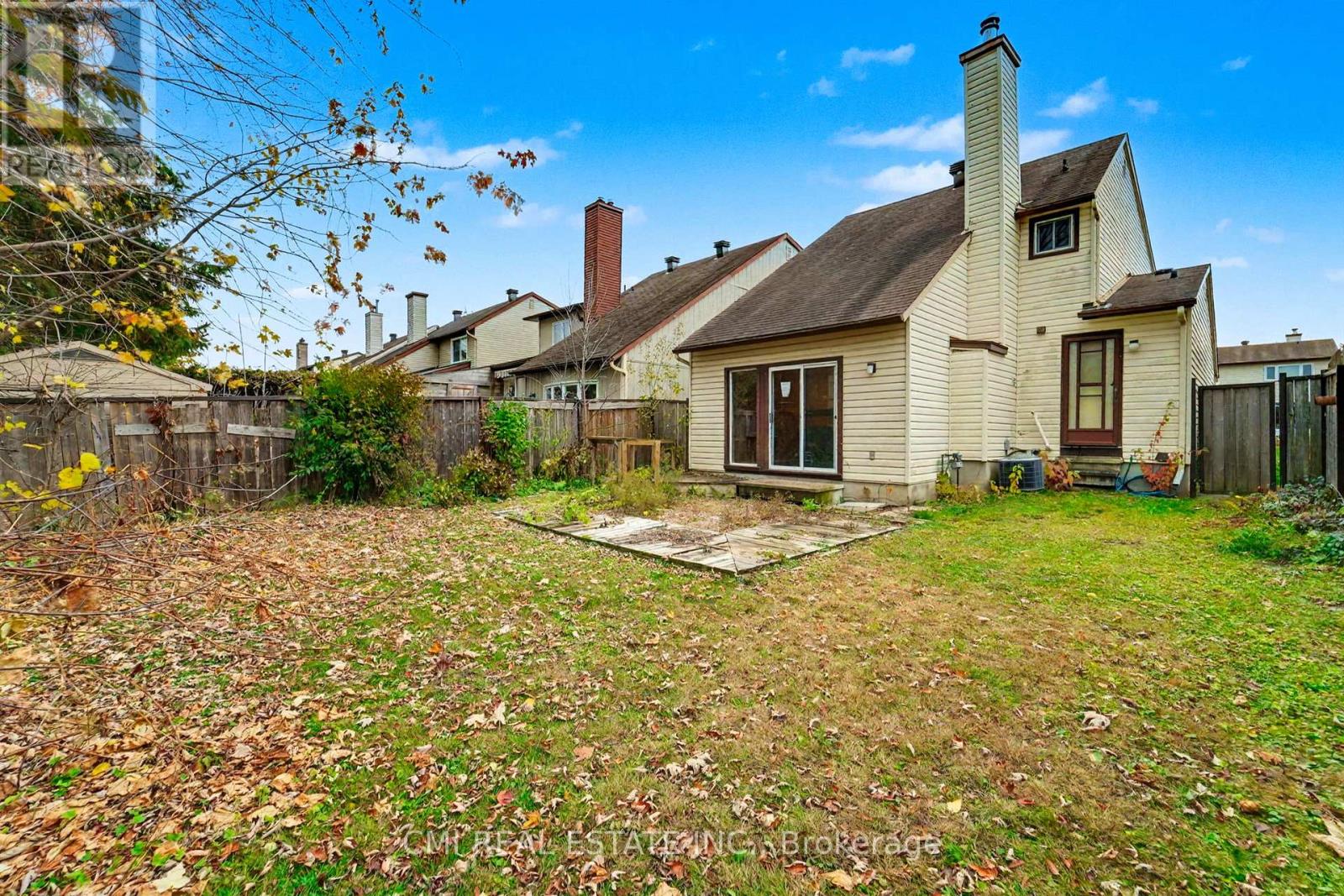 879 Beauclaire Drive, Ottawa, Ontario  K1C 2J5 - Photo 39 - X12537880