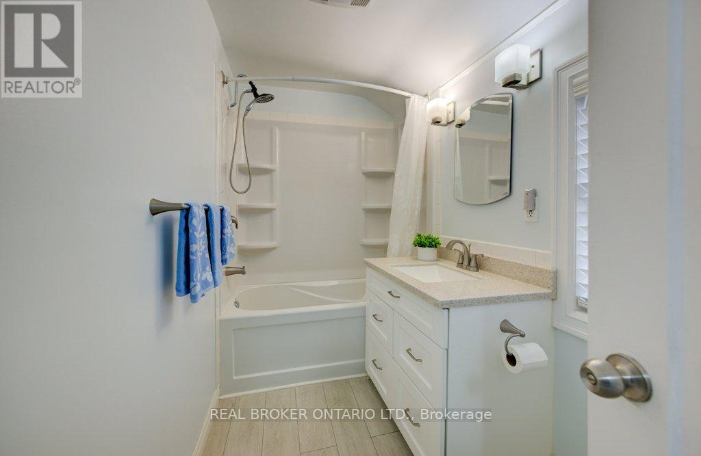 76 Brentwood Avenue, Kitchener, Ontario  N2H 2C8 - Photo 15 - X12537894