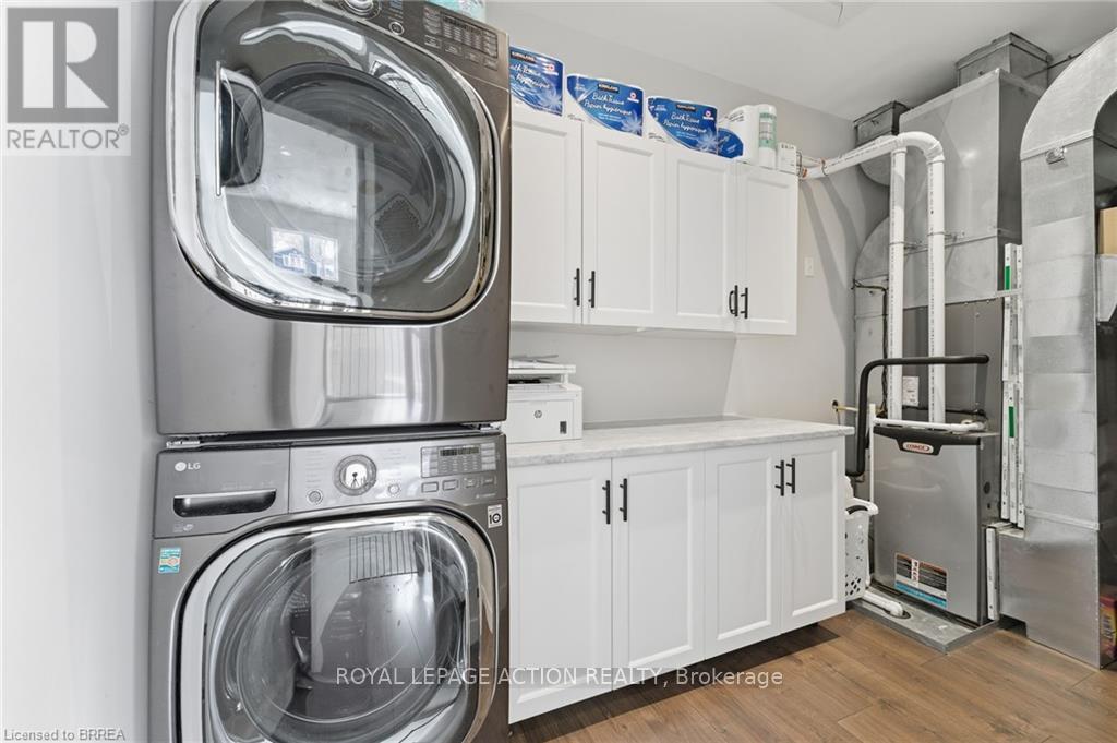 8 Arnold Street, Norfolk, Ontario  N0E 1R0 - Photo 26 - X12537898