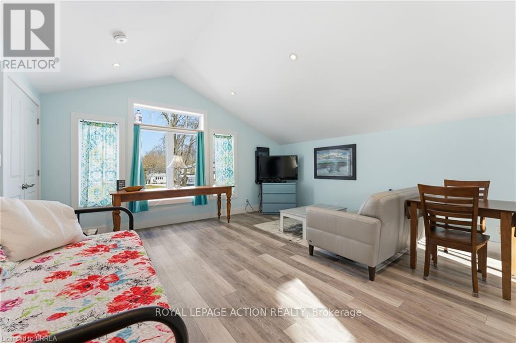 8 Arnold Street, Norfolk, Ontario  N0E 1R0 - Photo 29 - X12537898