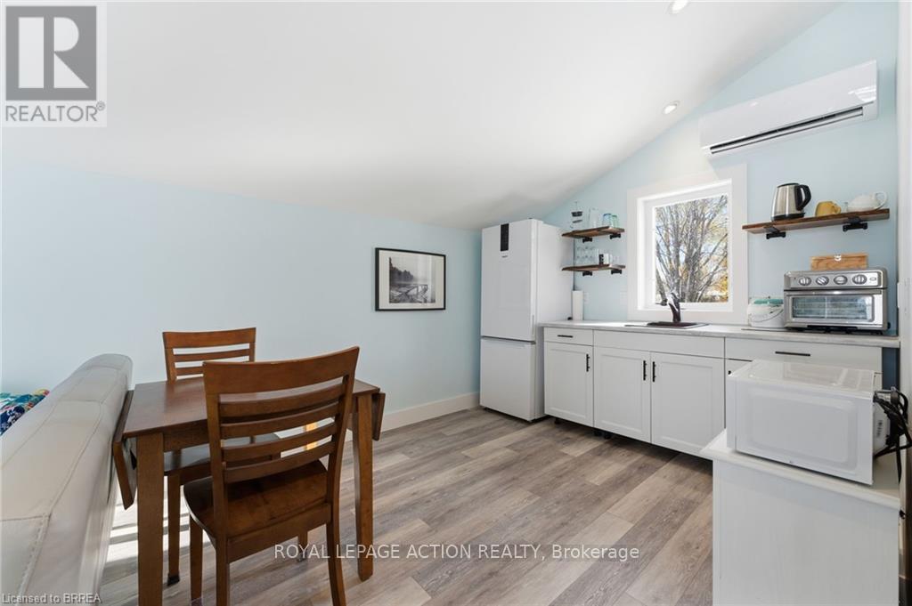 8 Arnold Street, Norfolk, Ontario  N0E 1R0 - Photo 31 - X12537898