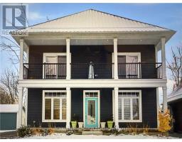 8 ARNOLD STREET, Norfolk, Ontario