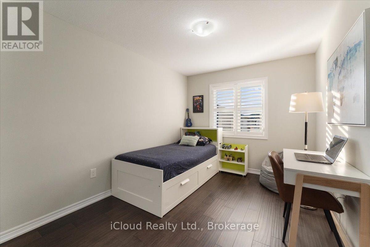 115 Echovalley Drive, Hamilton, Ontario  L8J 0H1 - Photo 19 - X12537998