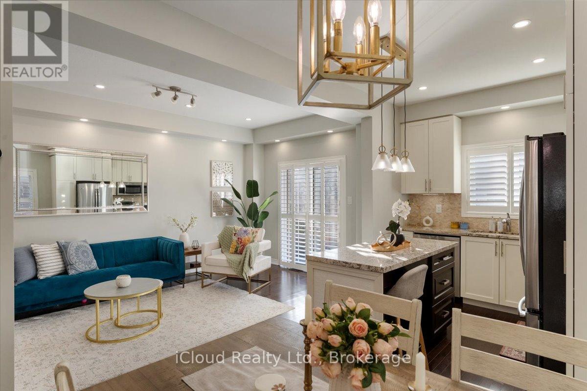 115 Echovalley Drive, Hamilton, Ontario  L8J 0H1 - Photo 5 - X12537998