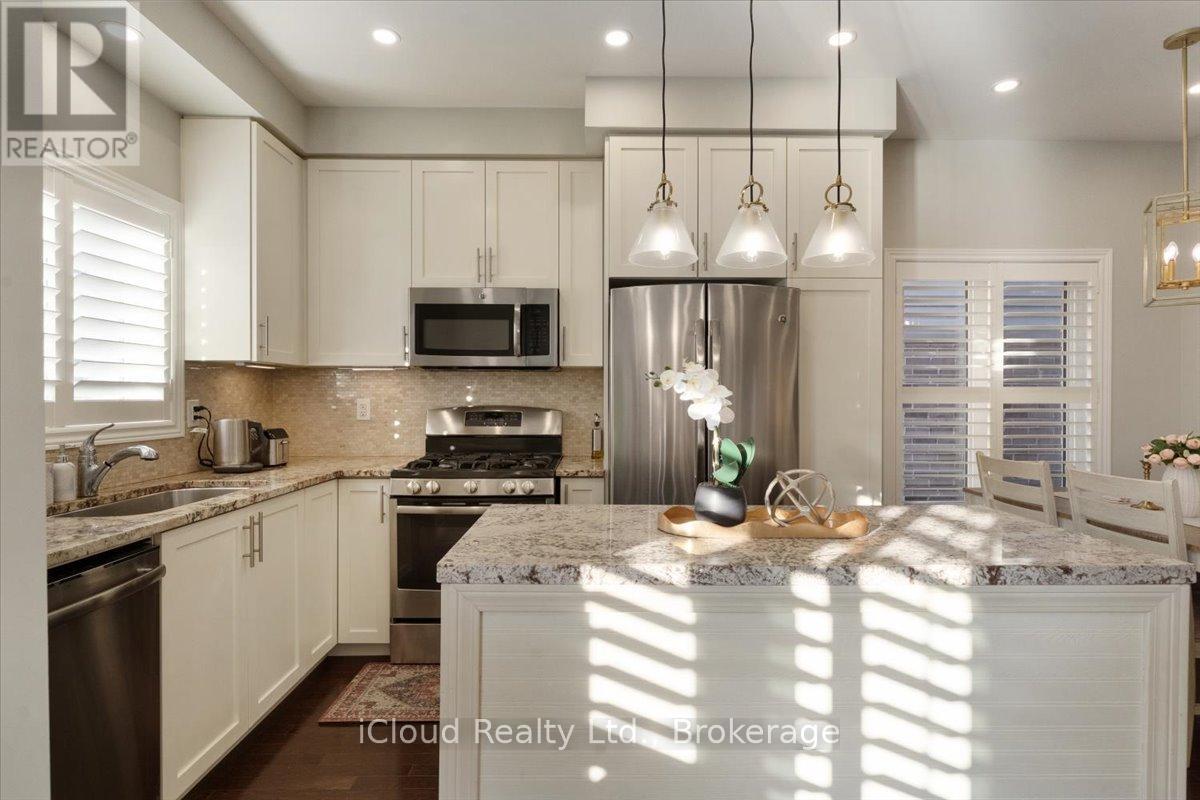 115 Echovalley Drive, Hamilton, Ontario  L8J 0H1 - Photo 9 - X12537998