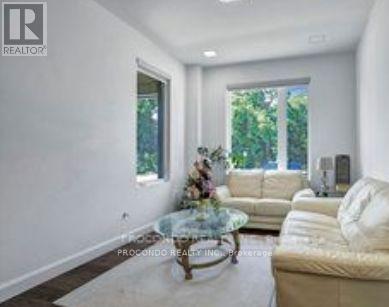 Room 2 - 528 Jones Road, Hamilton, Ontario  L8E 5C1 - Photo 2 - X12538004