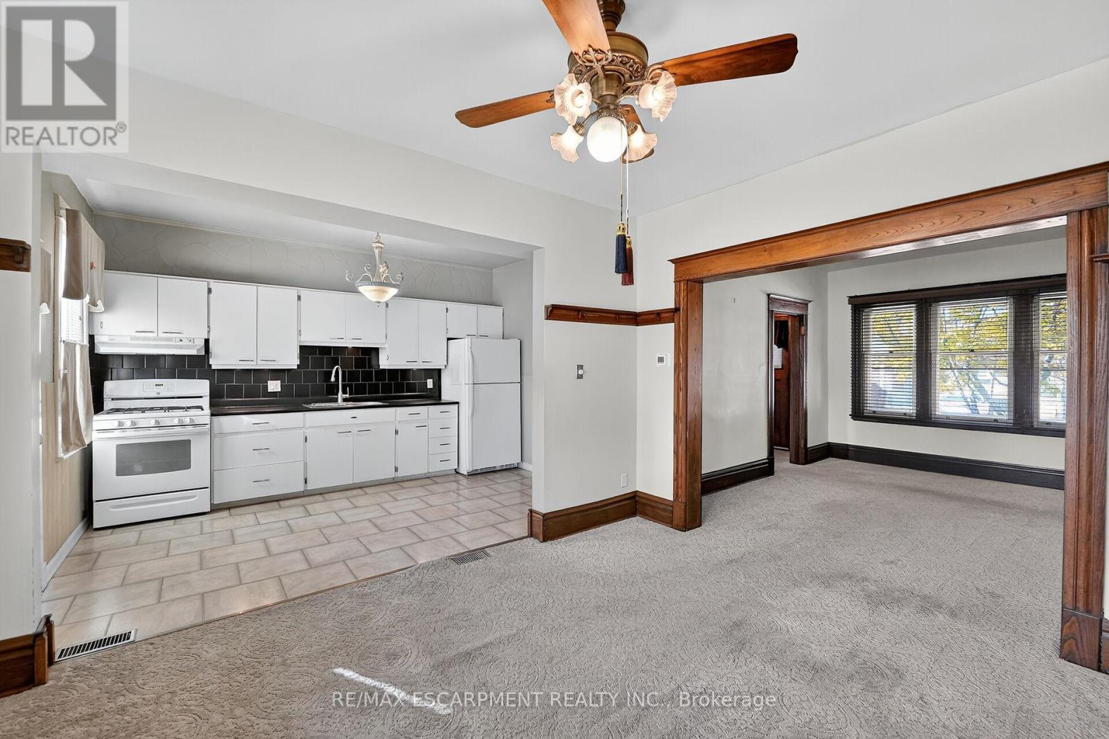 72 London Street N, Hamilton, Ontario  L8H 4B5 - Photo 11 - X12538116