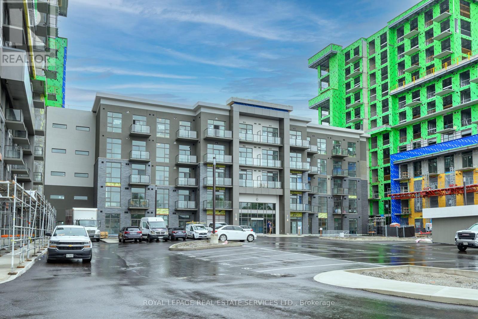 231 - 450 DUNDAS STREET E, Hamilton, Ontario