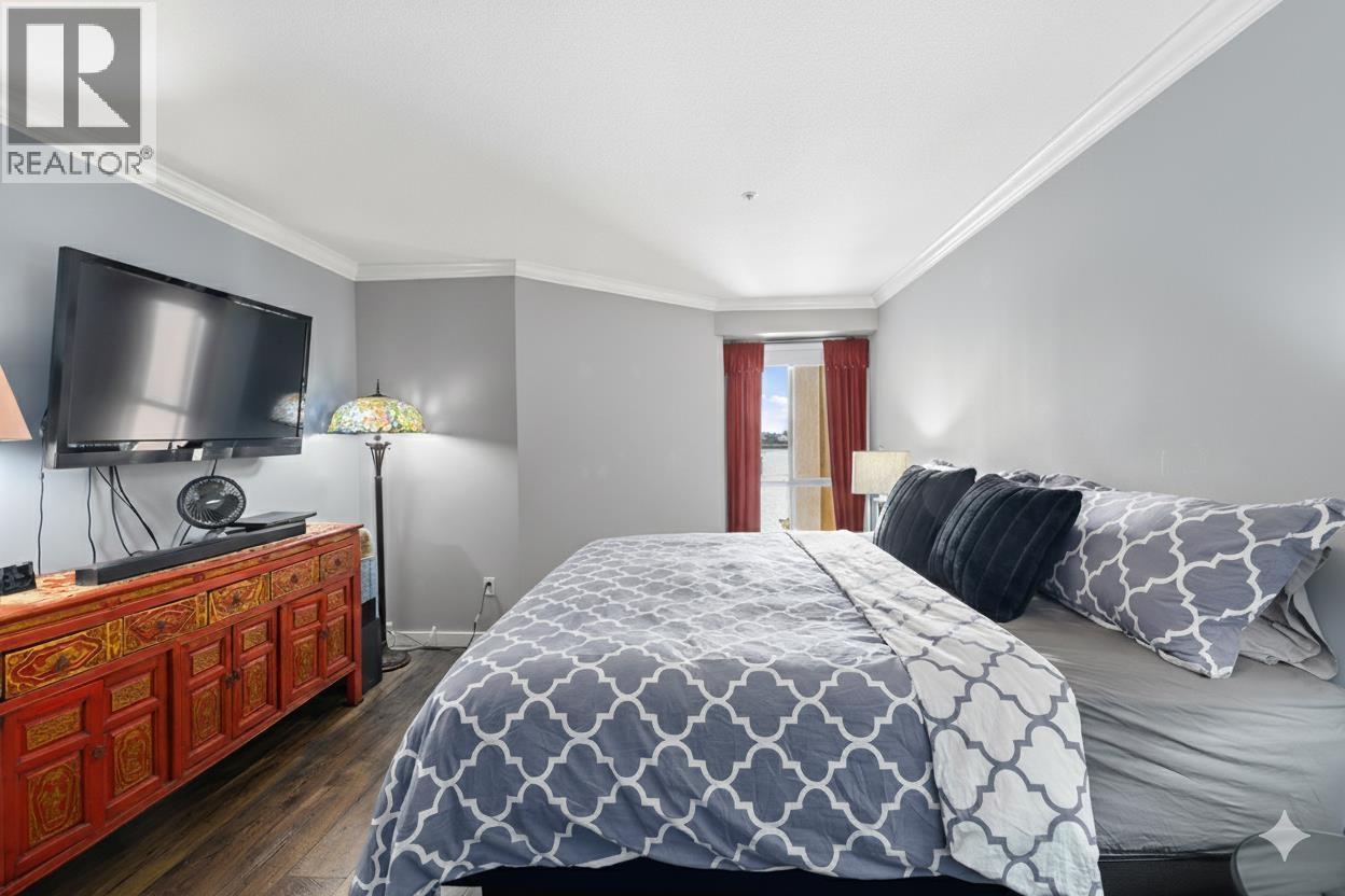 312 6 Renaissance Square, New Westminster, British Columbia  V3M 6N8 - Photo 13 - R3066226