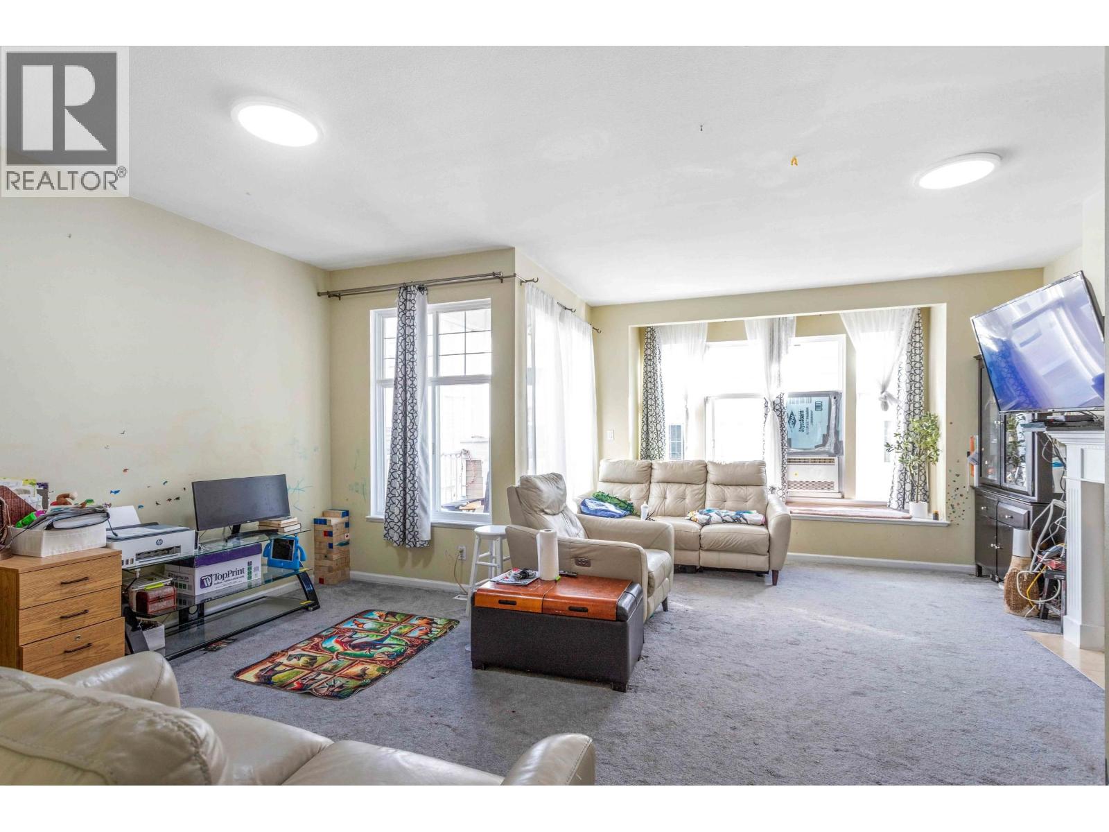 83 22888 Windsor Court, Richmond, British Columbia V6V 2W6 - Photo 2 - R3065746