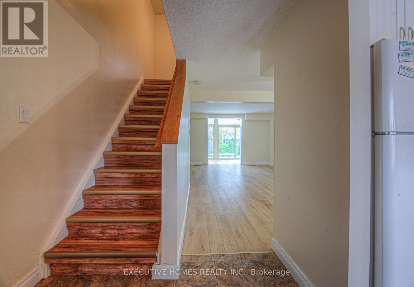 595 Preston Parkway, Cambridge, Ontario  N3H 5J9 - Photo 5 - X12309920