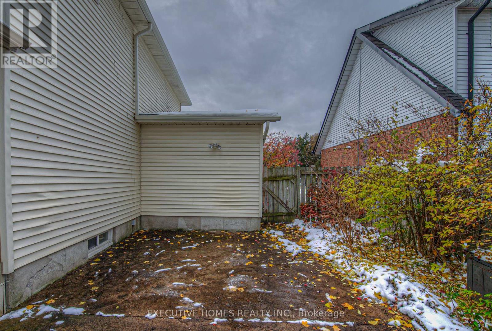 595 Preston Parkway, Cambridge, Ontario  N3H 5J9 - Photo 35 - X12309920