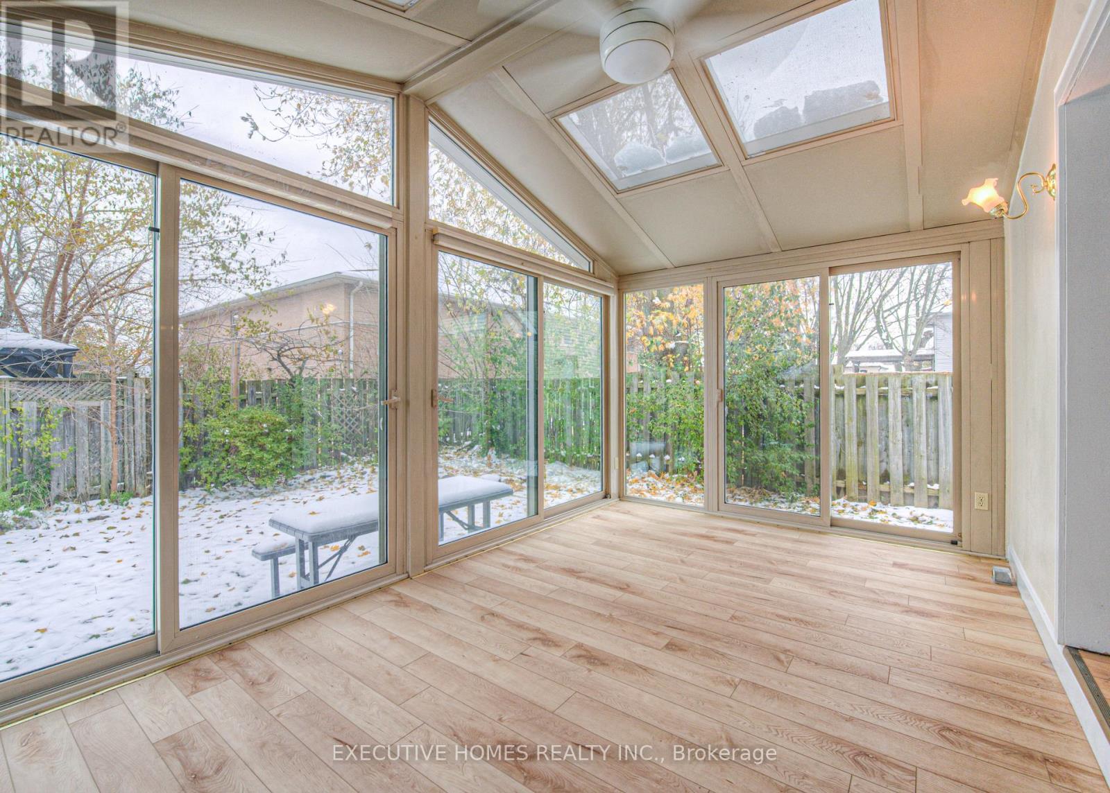 595 Preston Parkway, Cambridge, Ontario  N3H 5J9 - Photo 18 - X12309920