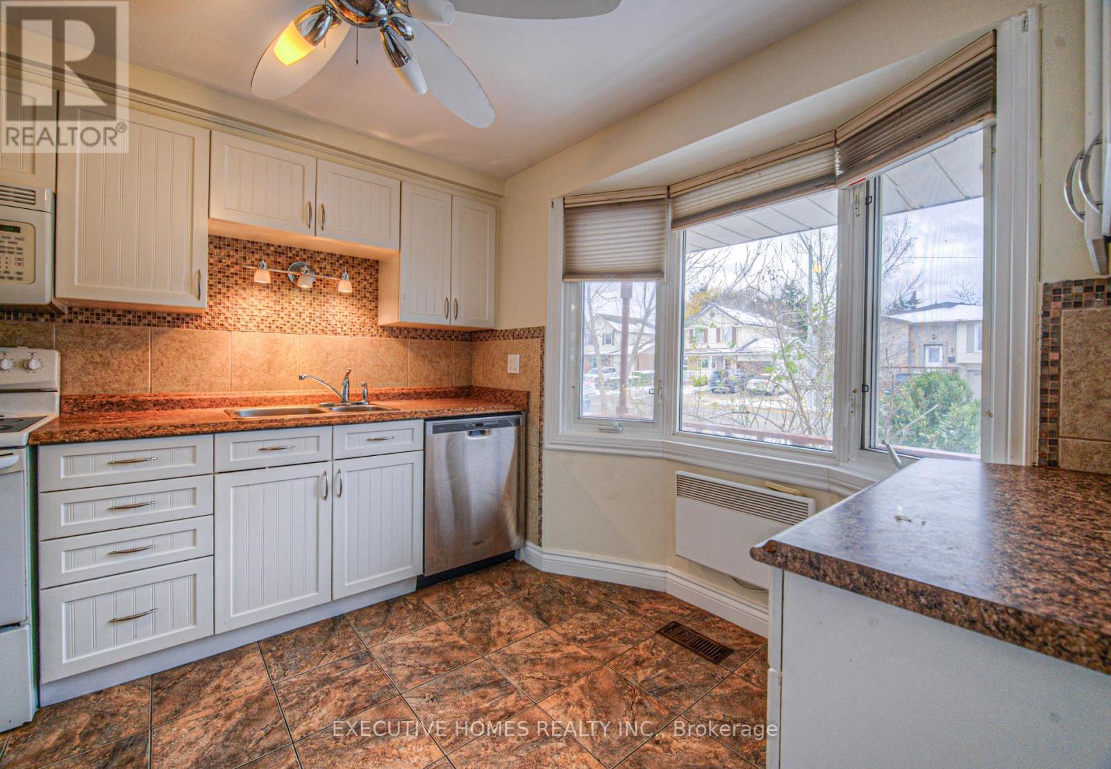 595 Preston Parkway, Cambridge, Ontario  N3H 5J9 - Photo 7 - X12309920