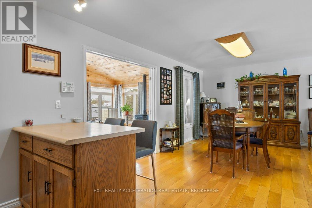 32 Bayshore Road, Tyendinaga, Ontario  K0K 1X0 - Photo 12 - X12537602