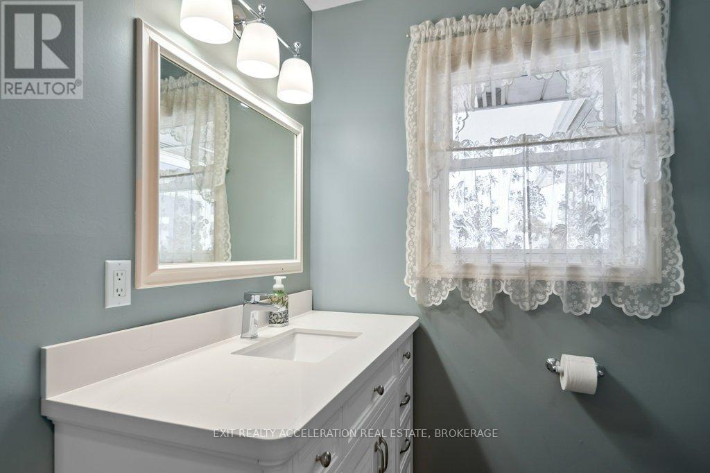 32 Bayshore Road, Tyendinaga, Ontario  K0K 1X0 - Photo 27 - X12537602