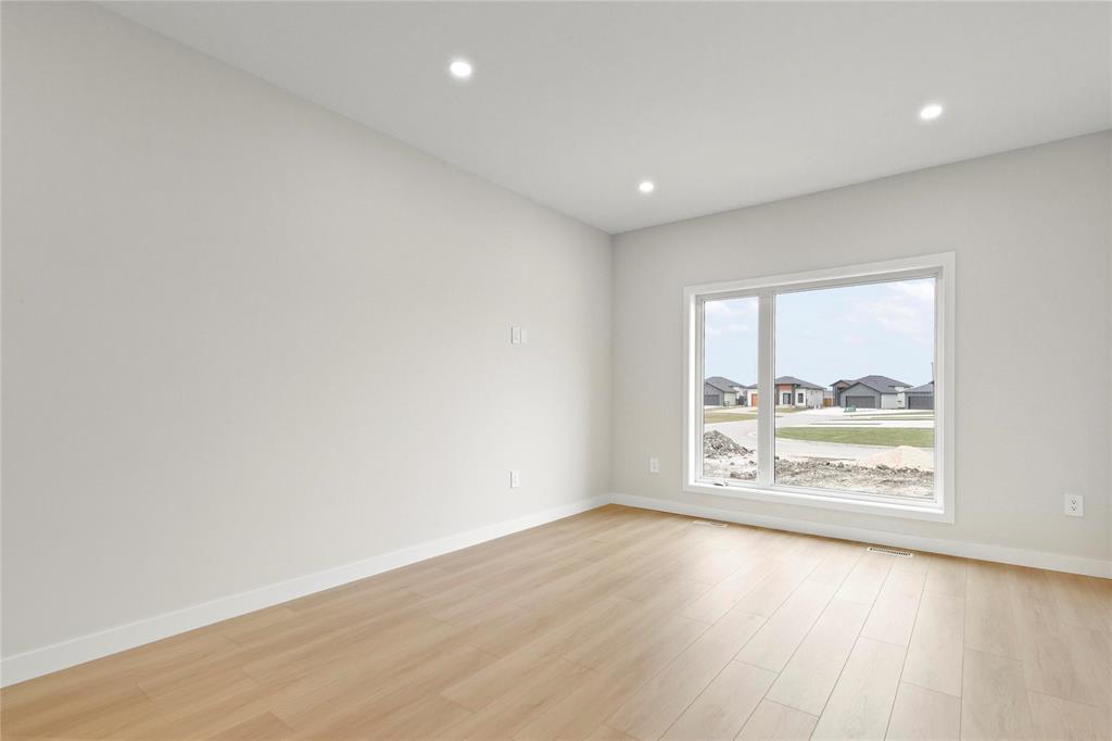 119 Champagne Street, Ste Anne, Manitoba R5H 0C2 - Photo 2 - 202525703