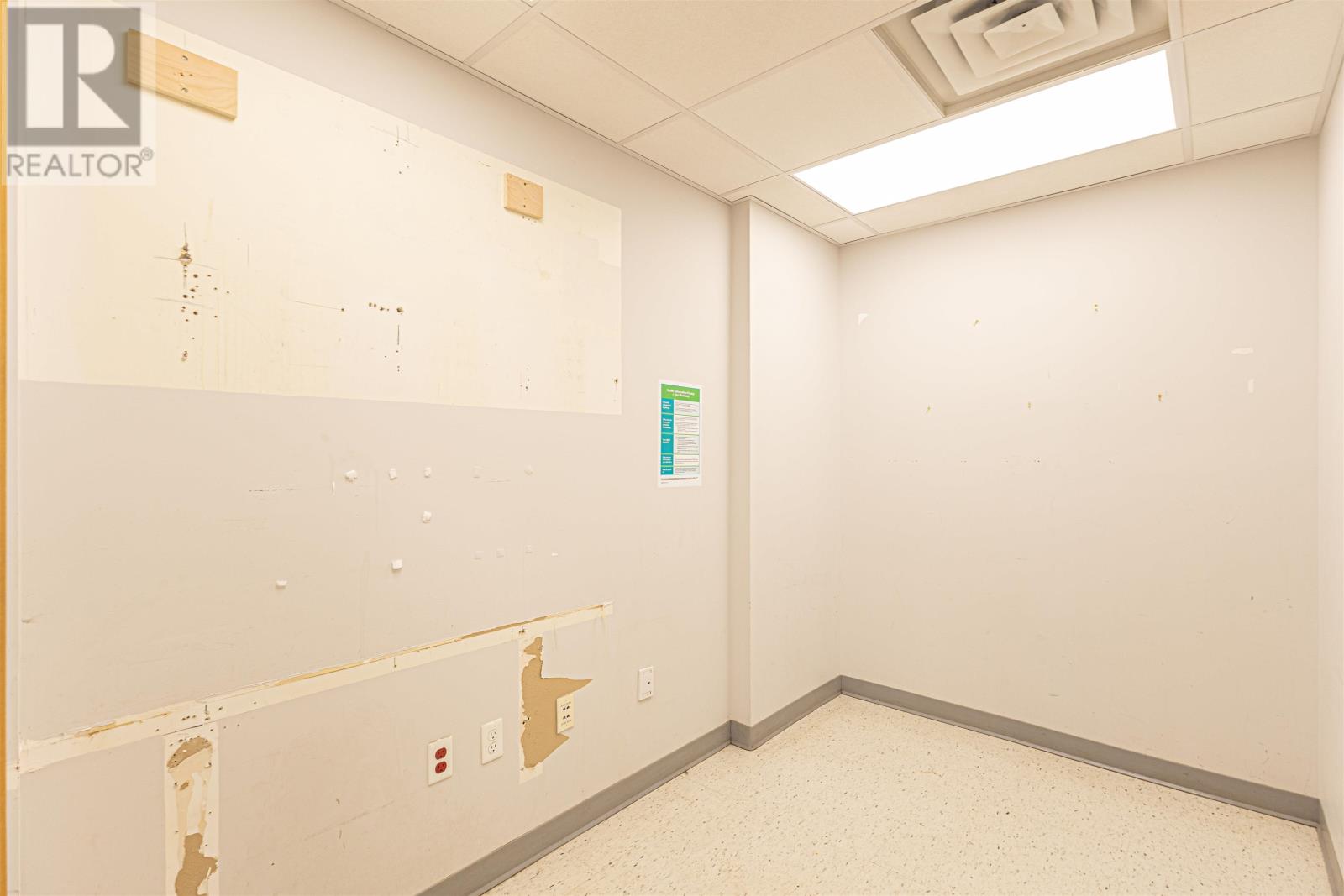 199 Grafton Street, Charlottetown, Prince Edward Island C1A 1L2 - Photo 8 - 202527762