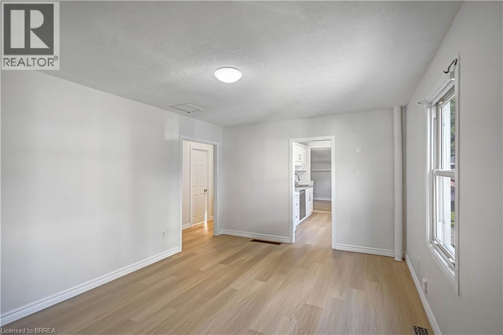 68 Dorothy Street, Brantford, Ontario  N3S 1H2 - Photo 6 - 40768725