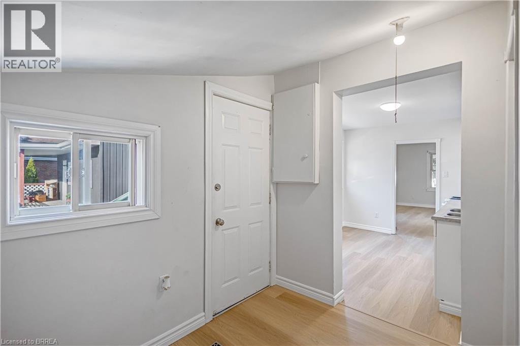 68 Dorothy Street, Brantford, Ontario  N3S 1H2 - Photo 13 - 40768725