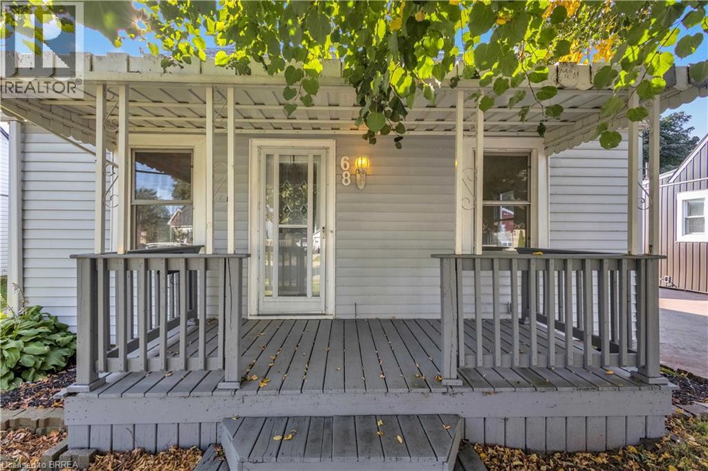 68 Dorothy Street, Brantford, Ontario  N3S 1H2 - Photo 3 - 40768725