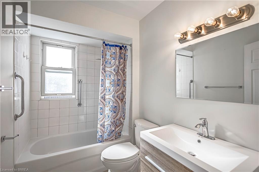 68 Dorothy Street, Brantford, Ontario  N3S 1H2 - Photo 22 - 40768725