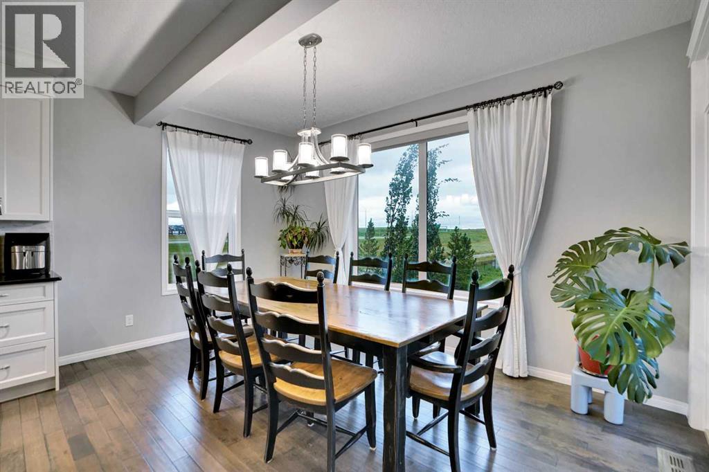 208 Panton Road Nw, Calgary, Alberta  T3K 0Z2 - Photo 9 - A2248718