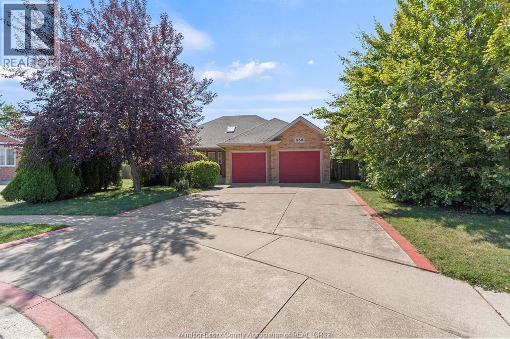 853 SOUTHWOOD DRIVE, Lakeshore, Ontario