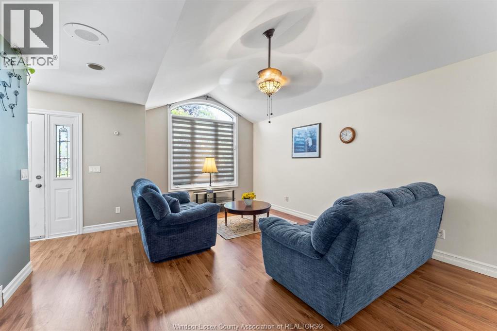 853 Southwood Drive, Lakeshore, Ontario  N0R 1A0 - Photo 6 - 25028677