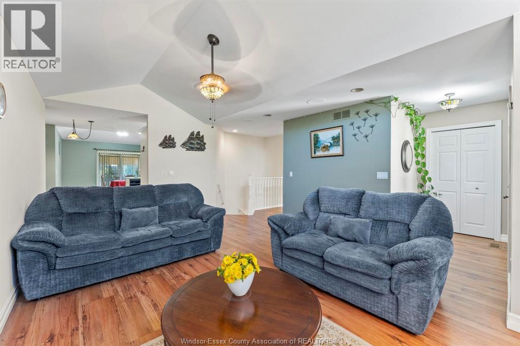 853 Southwood Drive, Lakeshore, Ontario  N0R 1A0 - Photo 8 - 25028677