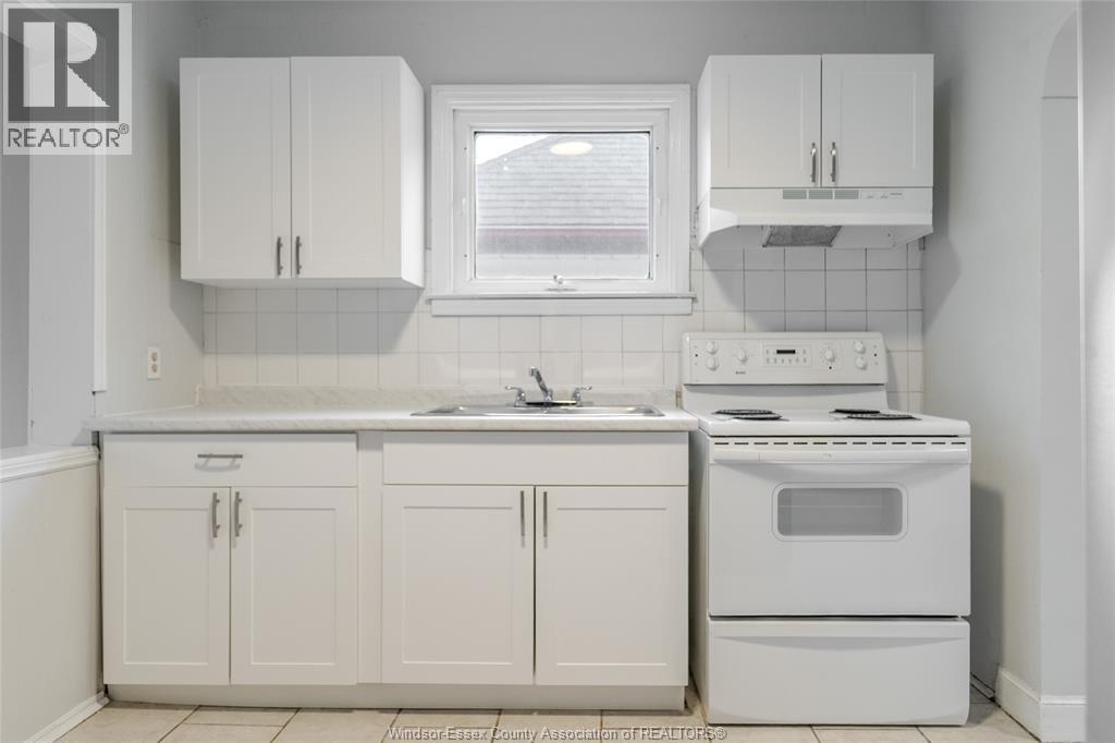 446 Mckay Avenue, Windsor, Ontario N9B 1Z8 - Photo 13 - 25028667