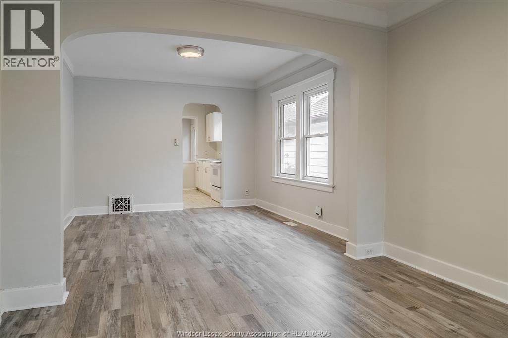 446 Mckay Avenue, Windsor, Ontario N9B 1Z8 - Photo 3 - 25028667