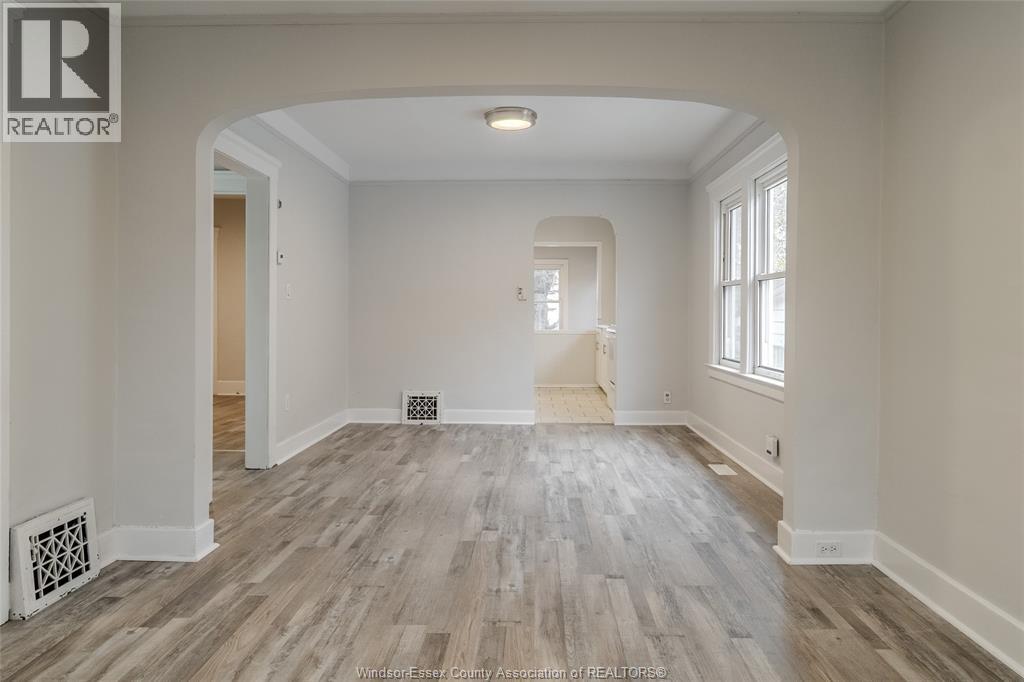 446 Mckay Avenue, Windsor, Ontario N9B 1Z8 - Photo 4 - 25028667
