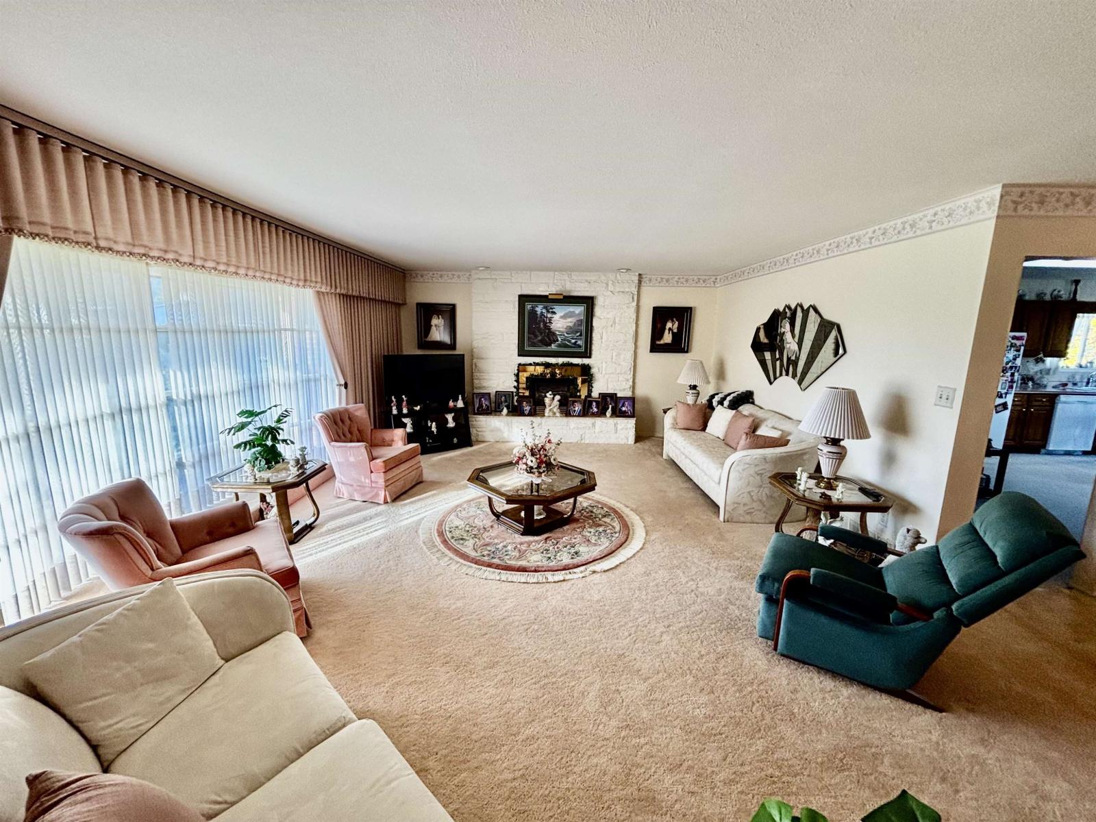 46544 Seaholm Crescent, Fairfield Island, Chilliwack, British Columbia  V2P 6K8 - Photo 3 - R3066429