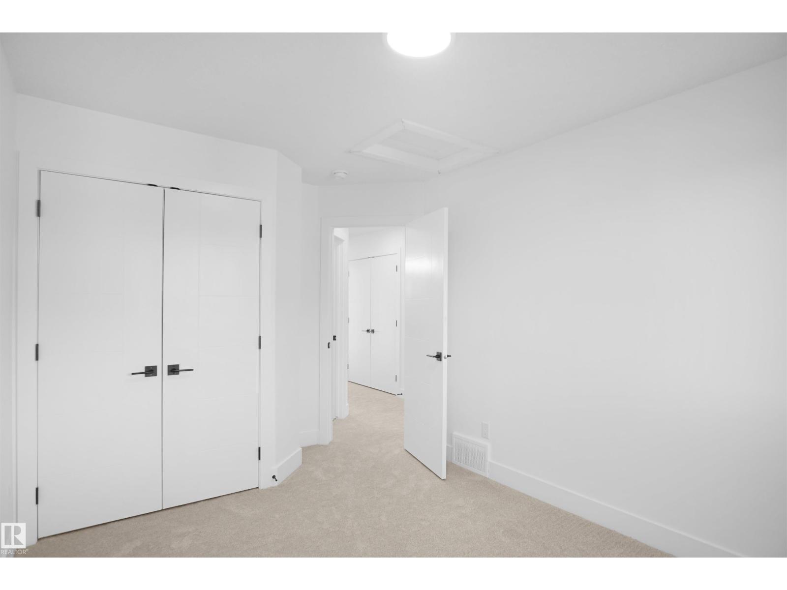 786 Cy Becker Dr Nw, Edmonton, Alberta  T5Y 2W4 - Photo 33 - E4464993