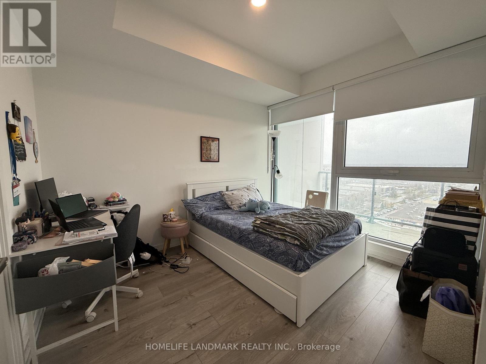 1603 - 1000 Portage Parkway, Vaughan, Ontario L4K 0L1 - Photo 2 - N12472076