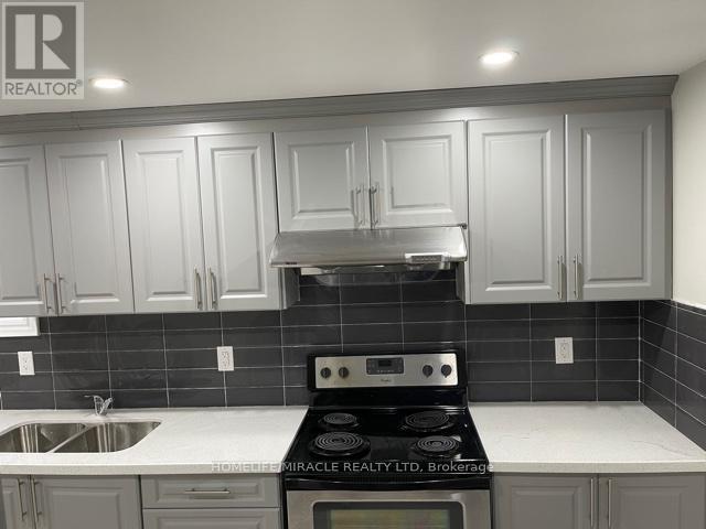 78 Saint Dennis Road, Brampton, Ontario  L6R 0B6 - Photo 18 - W12533086