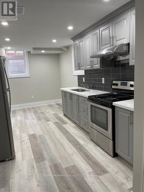 78 Saint Dennis Road, Brampton, Ontario  L6R 0B6 - Photo 2 - W12533086