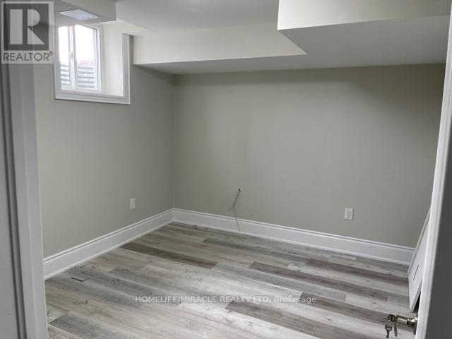 78 Saint Dennis Road, Brampton, Ontario  L6R 0B6 - Photo 20 - W12533086