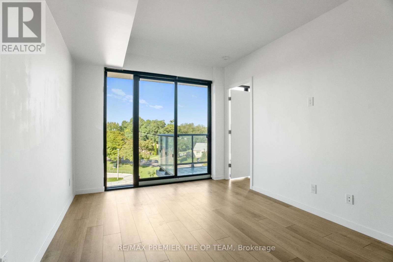 406 - 7 Smith Crescent N, Toronto, Ontario  M8Z 0G3 - Photo 19 - W12537690