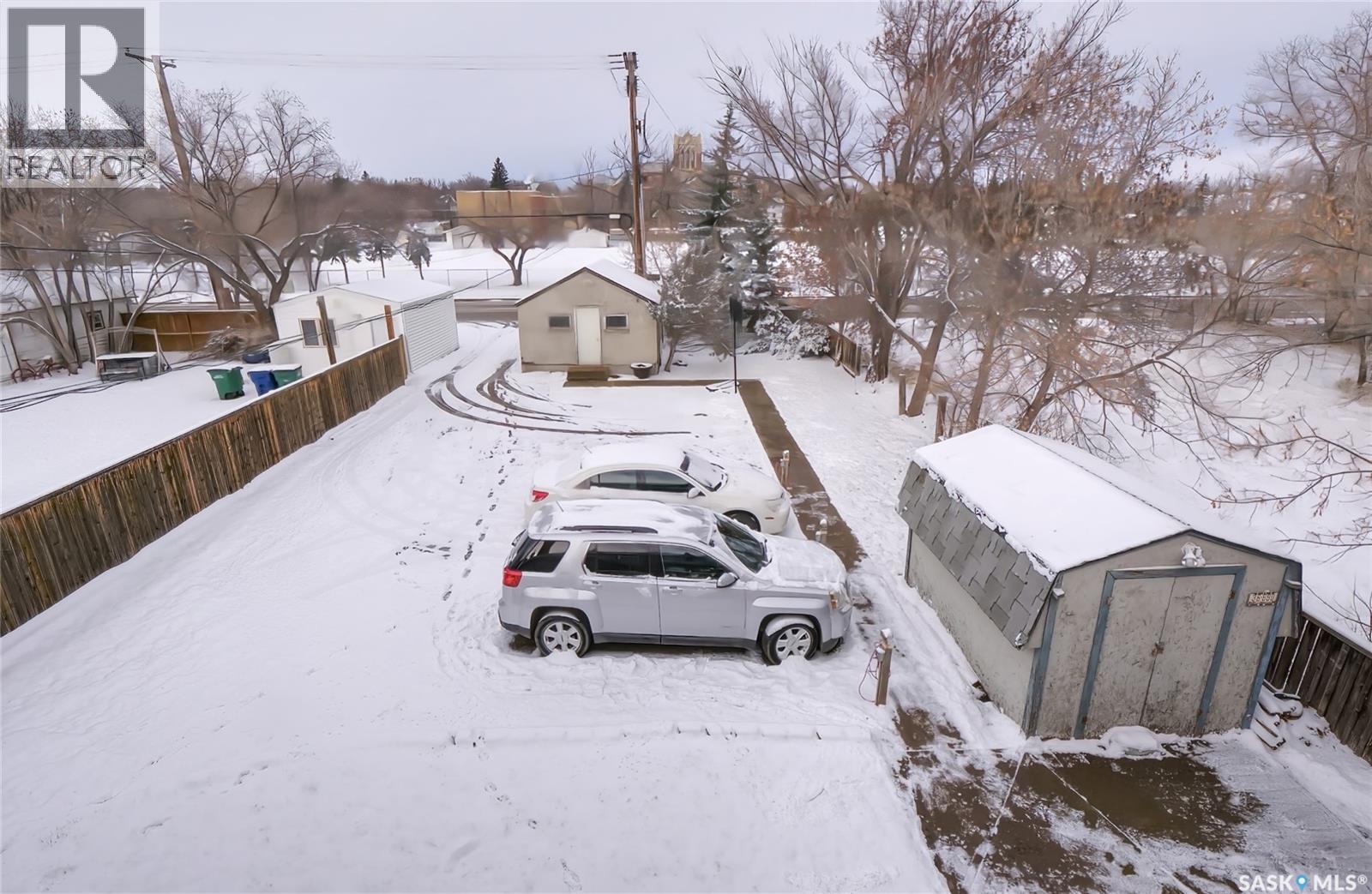 142 Hochelaga Street W, Moose Jaw, Saskatchewan  S6H 2G3 - Photo 33 - SK023862