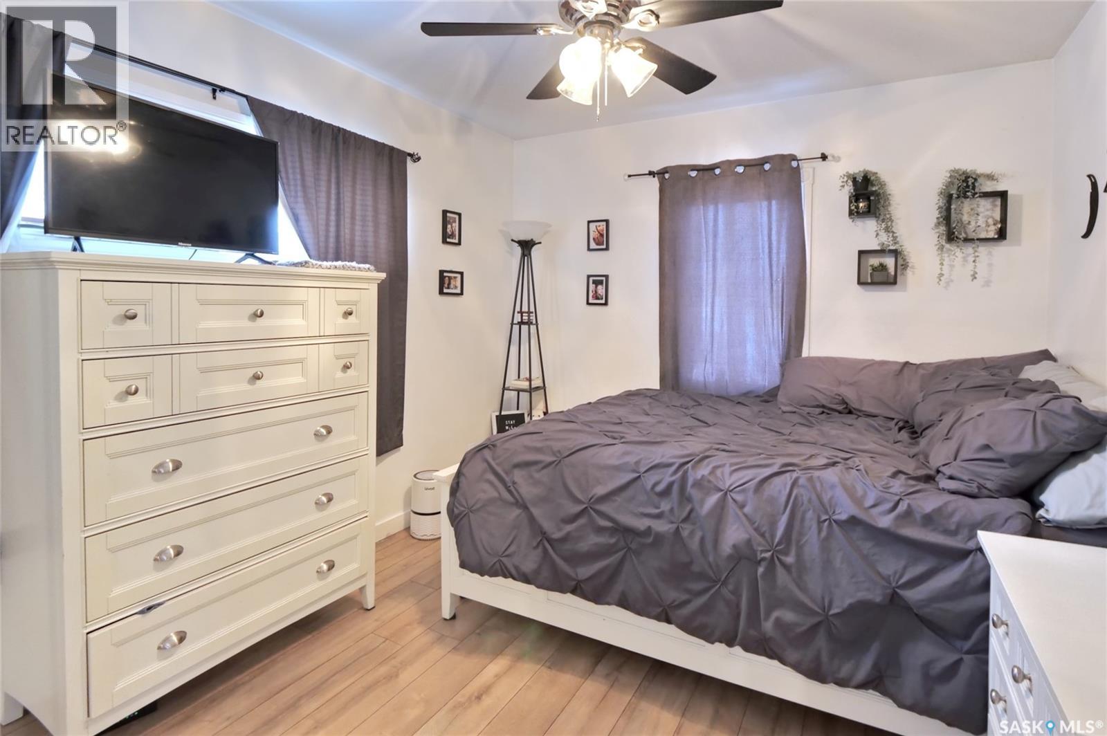 142 Hochelaga Street W, Moose Jaw, Saskatchewan  S6H 2G3 - Photo 9 - SK023862