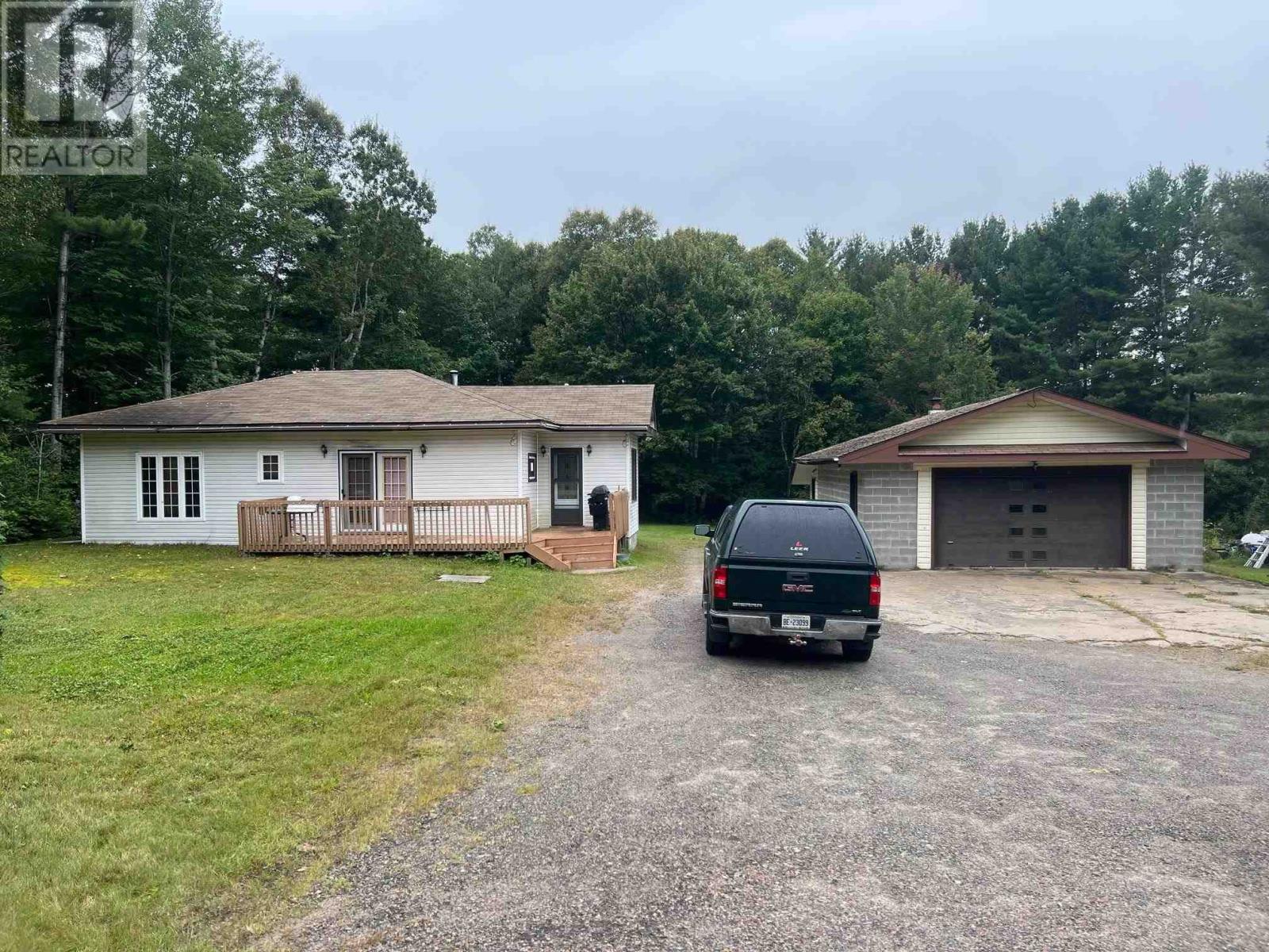 391 Granary Lake RD, Blind River, Ontario