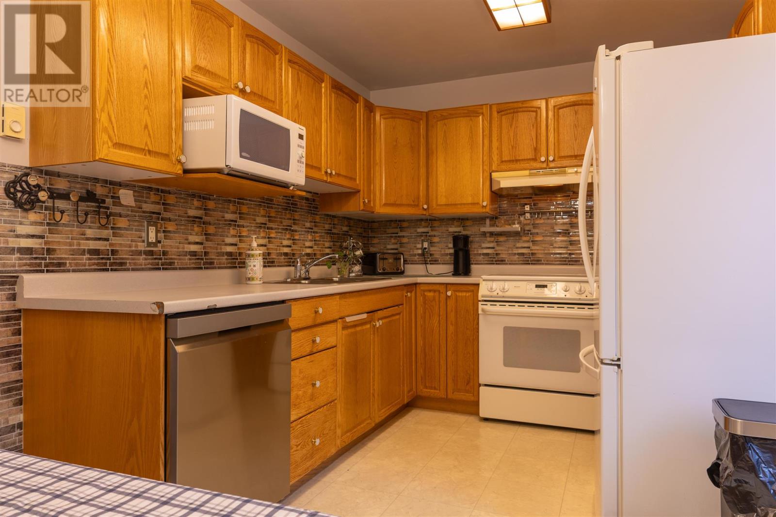 40 Panoramic Dr, Sault Ste. Marie, Ontario  P6B 5T3 - Photo 13 - SM253213