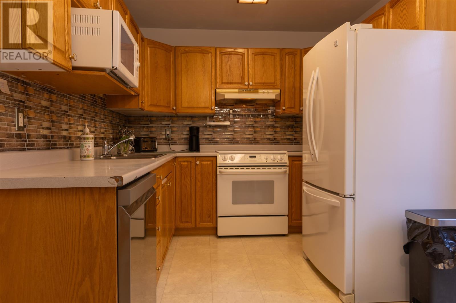 40 Panoramic Dr, Sault Ste. Marie, Ontario  P6B 5T3 - Photo 14 - SM253213